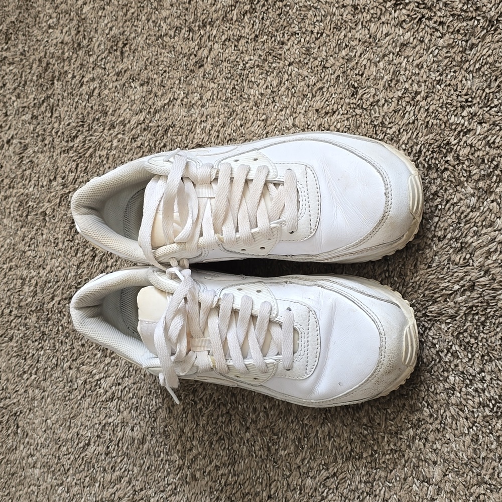 Used men's Air Max